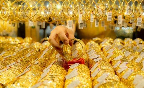 Giá Vàng hôm nay 06/10 ít biến động khi lợi suất trái phiếu hạ nhiệt 2 cach tra cuu gia vang tai phu yen