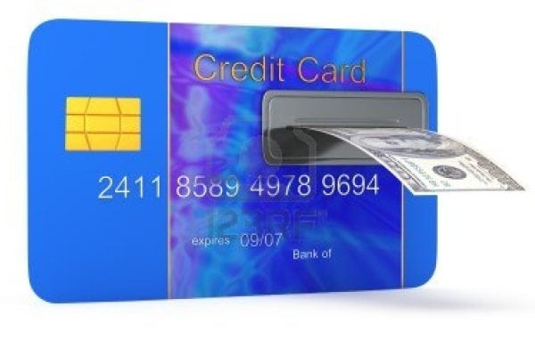 thẻ tín dụng có rút được tiền mặt không