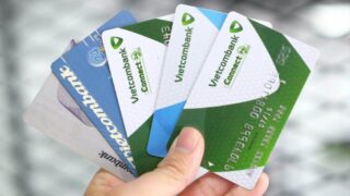 Thẻ ghi nợ Vietcombank là gì?
