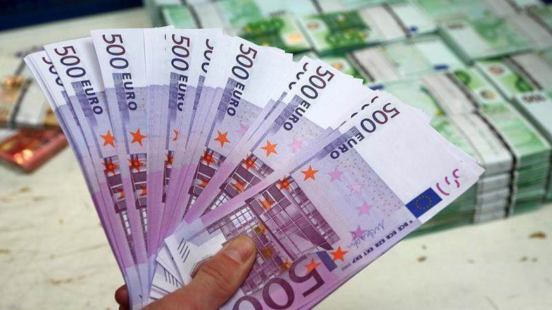 Giá ngoại tệ ngày 8/4: Đồng Euro đồng loạt giảm tại các ngân hàng