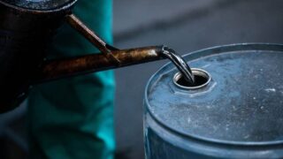 Giá xăng dầu ngày 6/4: Giá dầu thế giới tiếp tục đà giảm