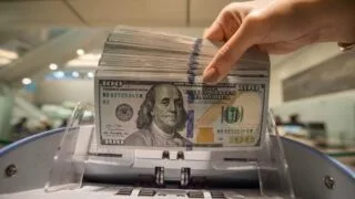 Giá ngoại tệ ngày 13/4: Đồng USD tăng nhẹ