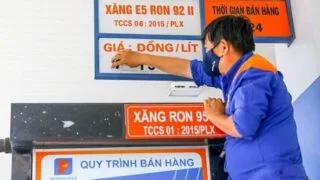 Giá xăng dầu ngày 1/4: Giảm hơn 1.000 đồng/lít