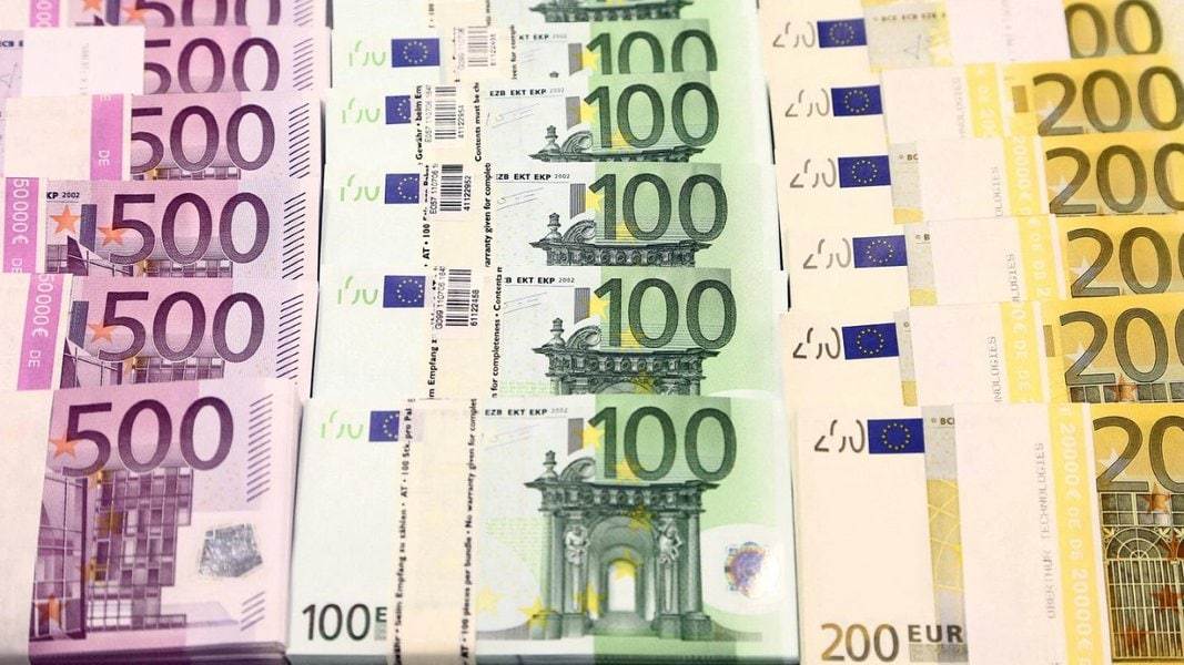 Giá ngoại tệ ngày 15/6: Euro đồng loạt tăng giá