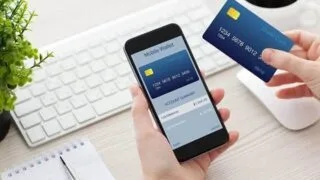 Cần làm gìđể không bị quy vào tội chiếm đoạt tài sản khi bất ngờ nhận được tiền"chuyển nhầm" vào tài khoảng ngân hàng