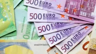 Giá ngoại tệ ngày 2/8: Đồng Euro được điều chỉnh tăng