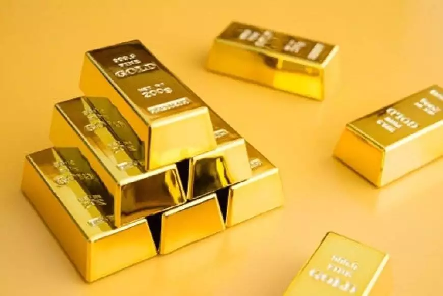 Giá vàng thế giới giảm khỏi mức đỉnh trong 3 tháng