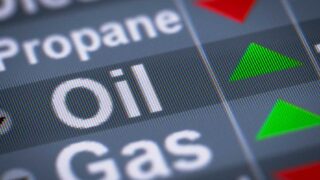 Giá dầu tăng sau khi lệnh trừng phạt dầu thô của Nga có hiệu lực