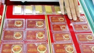 gai vang nhan tron ngay 10 1 2024