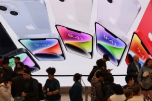 apple ra mat iphone mong hon vao 2025