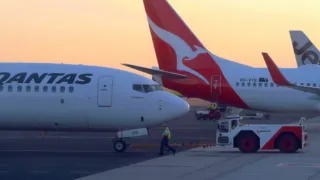 qantas airways