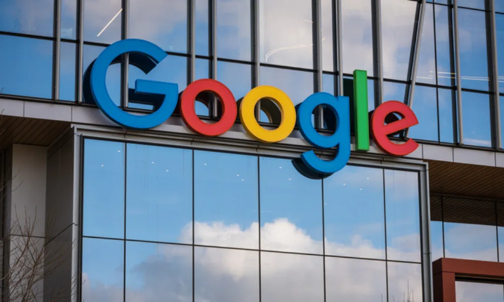 Google cắt giảm 100 nhân sự trong bối cảnh dịch chuyển chiến lược 1 google hcamag 779