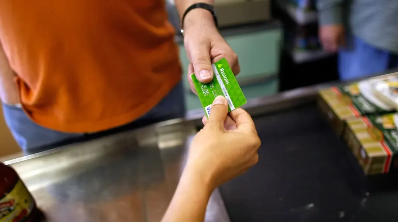 5 cách để tránh phụ thuộc vào tín dụng cho các mua sắm hàng ngày 1 cach tranh phu thuoc vao the tin dung