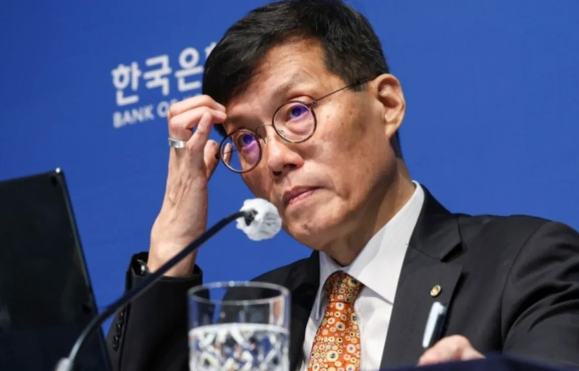 Tỷ giá WON Hàn suy yếu trong quý II/2024 do lo ngại về kinh tế 2 thong doc ngan hang trung uong han quoc