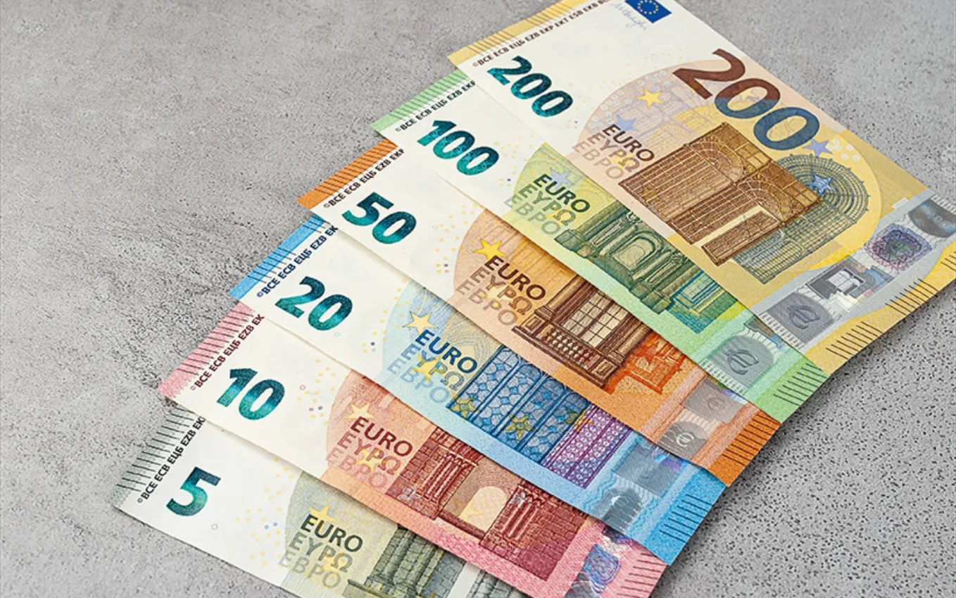 Đồng Euro đối mặt với chuỗi giảm mạnh nhất kể từ tháng 4/2024 1 ty gia euro doi dien chuoi giam dai