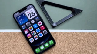 danh gia dien thoai iphone 16e
