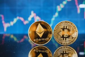 gia btc va uth