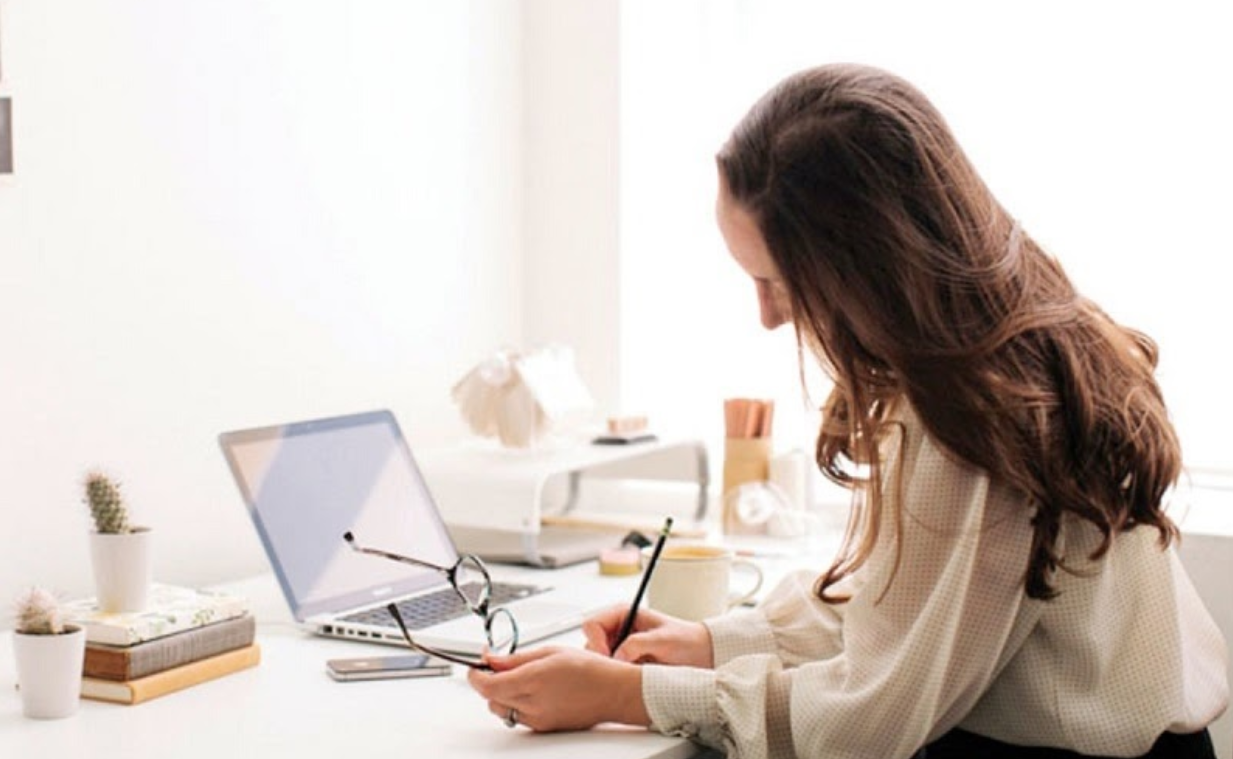 Úc: Công việc làm tại nhà đang đối mặt nhiều thách thức 2 lam viecj tai nha