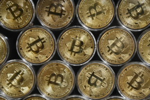 dong von rut khoi thi truong etf btcoin