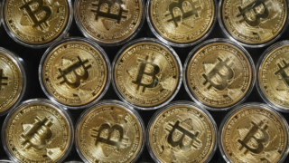 dong von rut khoi thi truong etf btcoin