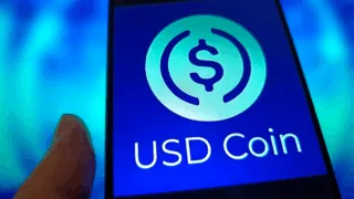 stablecoin la gi