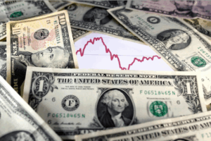 su suy yeu cua dong usd