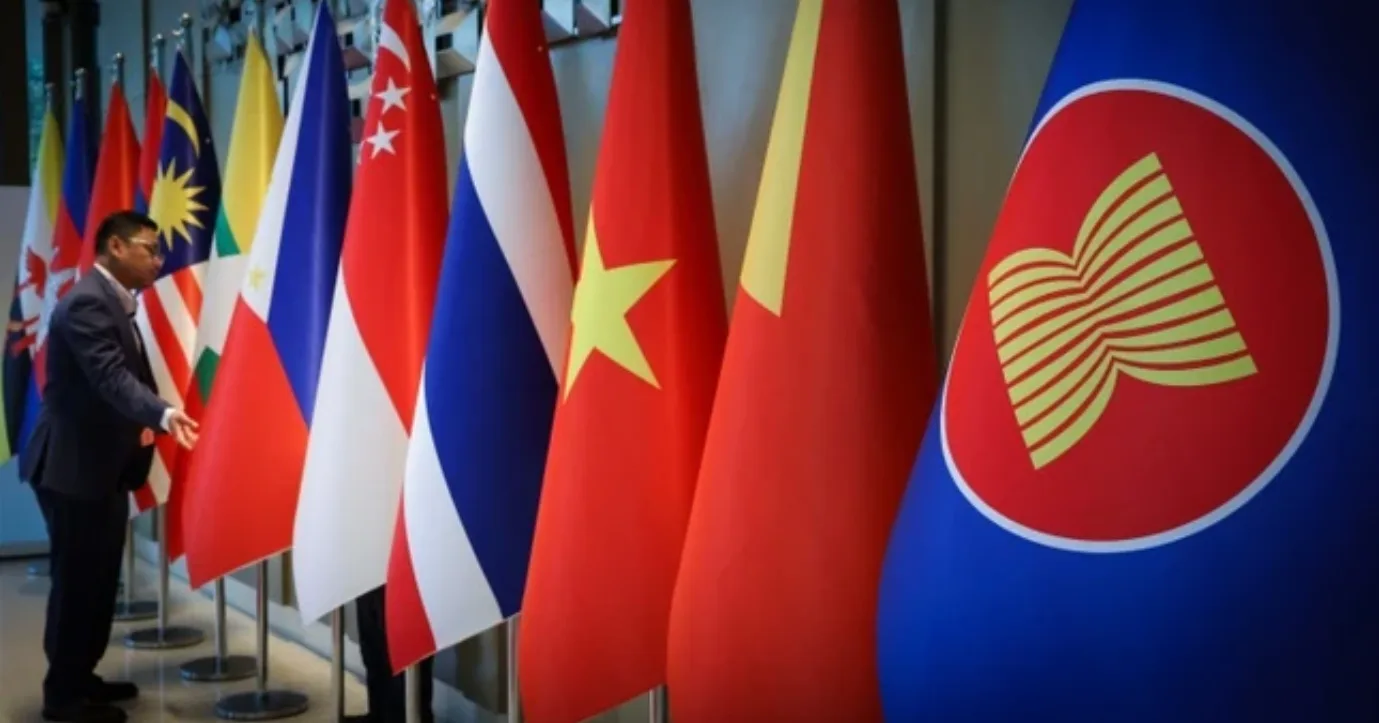 Thuế quan của Trump có thể mang lại lợi ích gì cho ASEAN? 1 thue quan trump doi voi asean