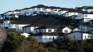 nha o hang sang new zealand