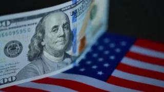 du bao dong usd nam 2026