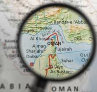 eo bien hormuz dong cua