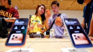 mau iphone moi